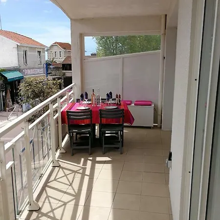 Appt. Bella - Les Bains, Au Coeur Du Bassin D'arcachon Apartment